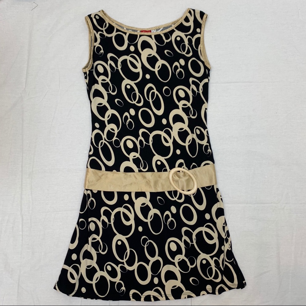 3/$12 💜 Black/cream circle dropped waist dress